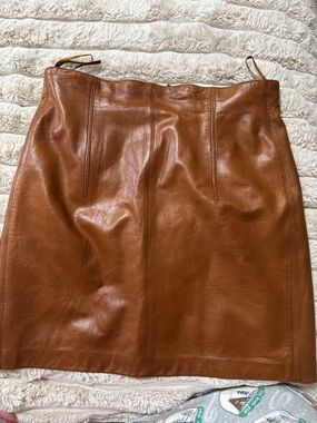 VTG Escada Womens Leather Pencil Skirt Size 41 camel  Back Zip up… 15W 18L
